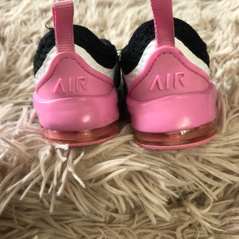 Nike Air toddler sneakers size4c